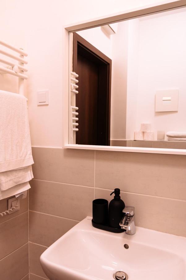 B 204, Apartments In The Heart Of بودابست المظهر الخارجي الصورة